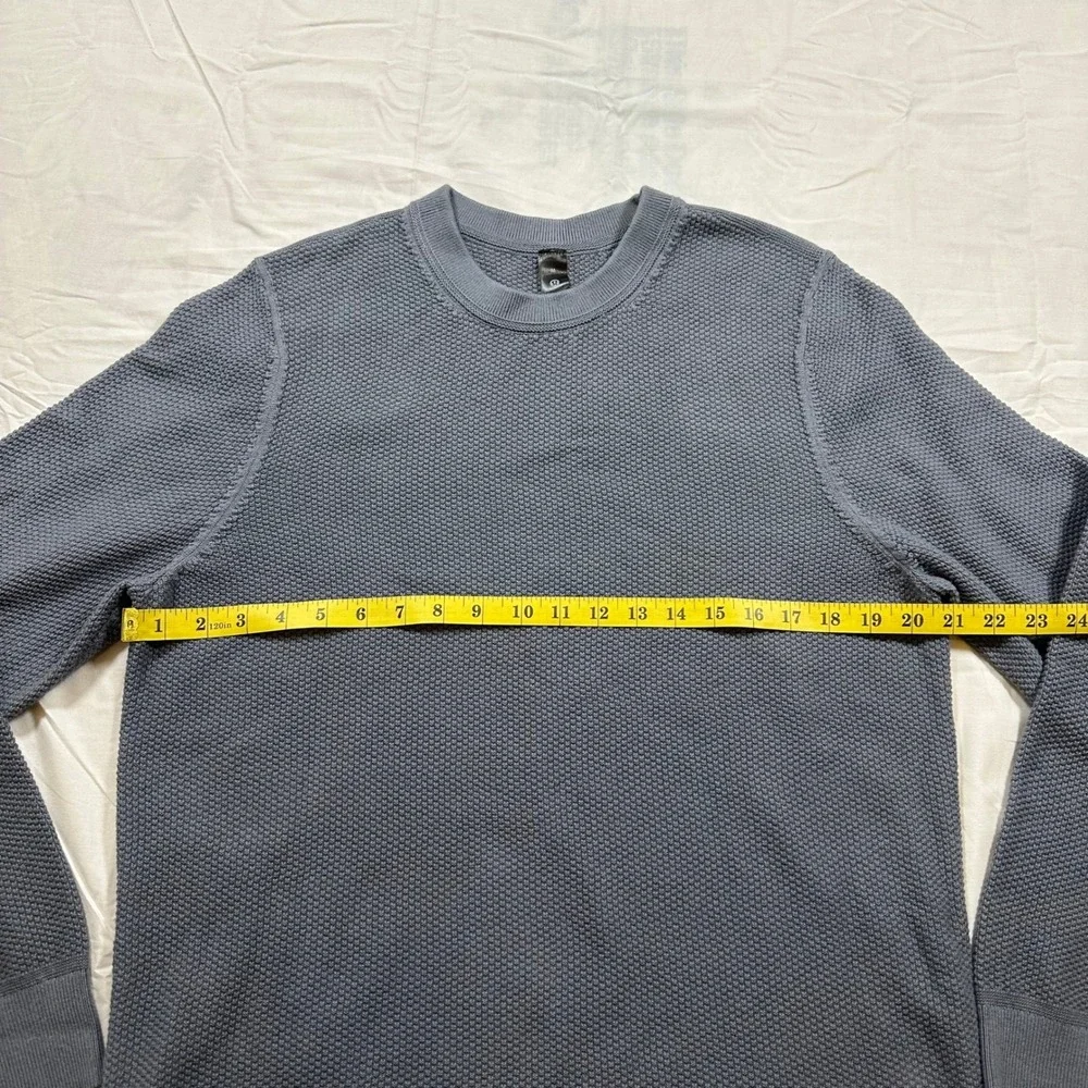 Lululemon Textured Knit Crewneck Sweater Gray Mens Medium